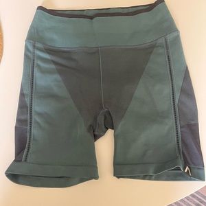 Athleta Seamless Bike Short